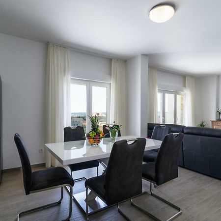 Apartments Apollo โตรกีร์ ภายนอก รูปภาพ